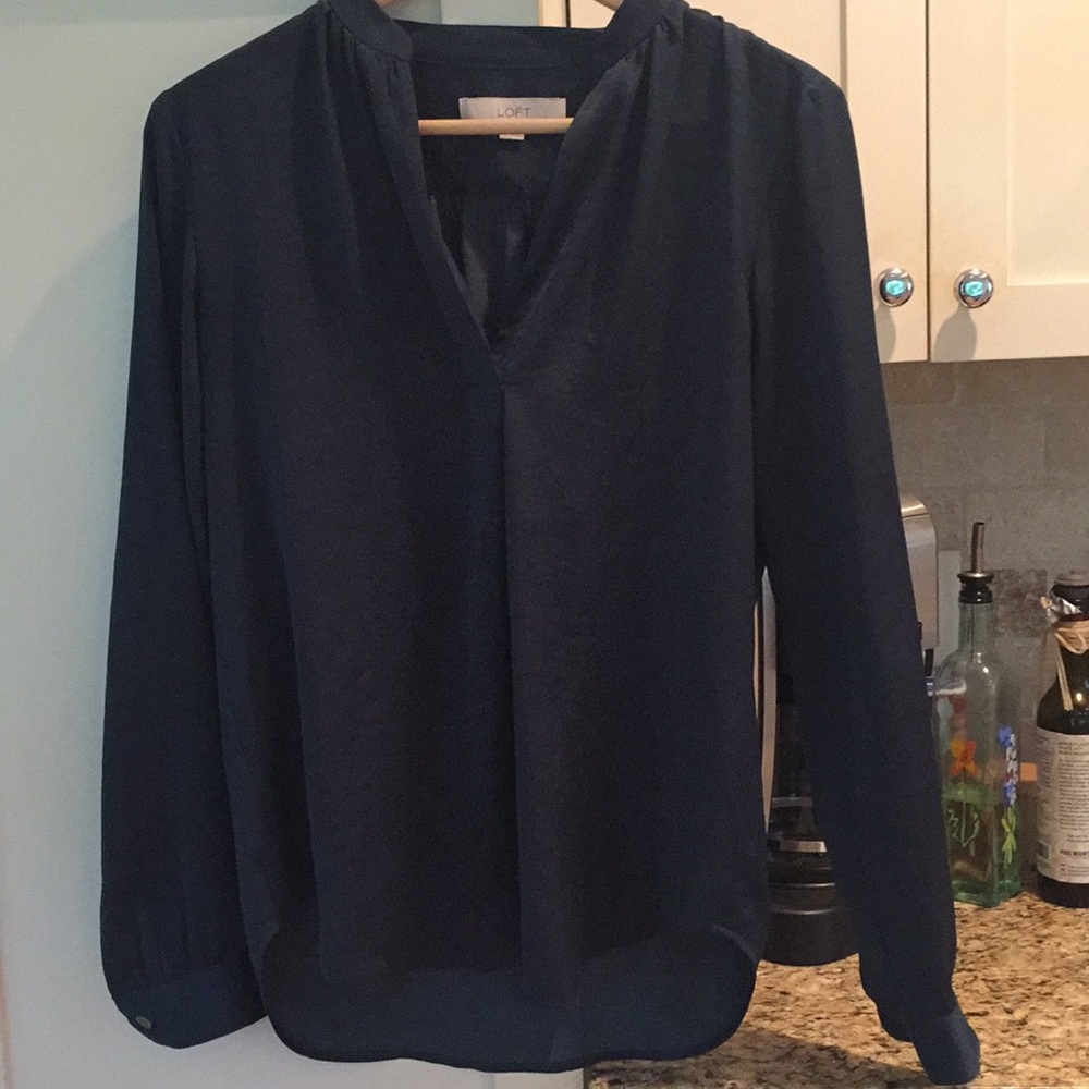 Ann Taylor Loft v neck long sleeve blouse.